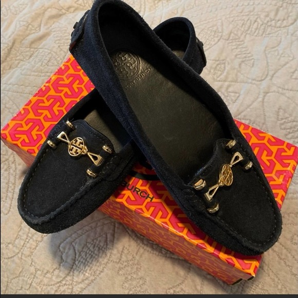 Tory Burch Shoes - Tory Burch Womens Navy Blue Daria Driver Loafer size 8